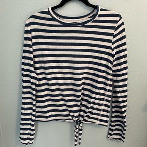 Long sleeve tee